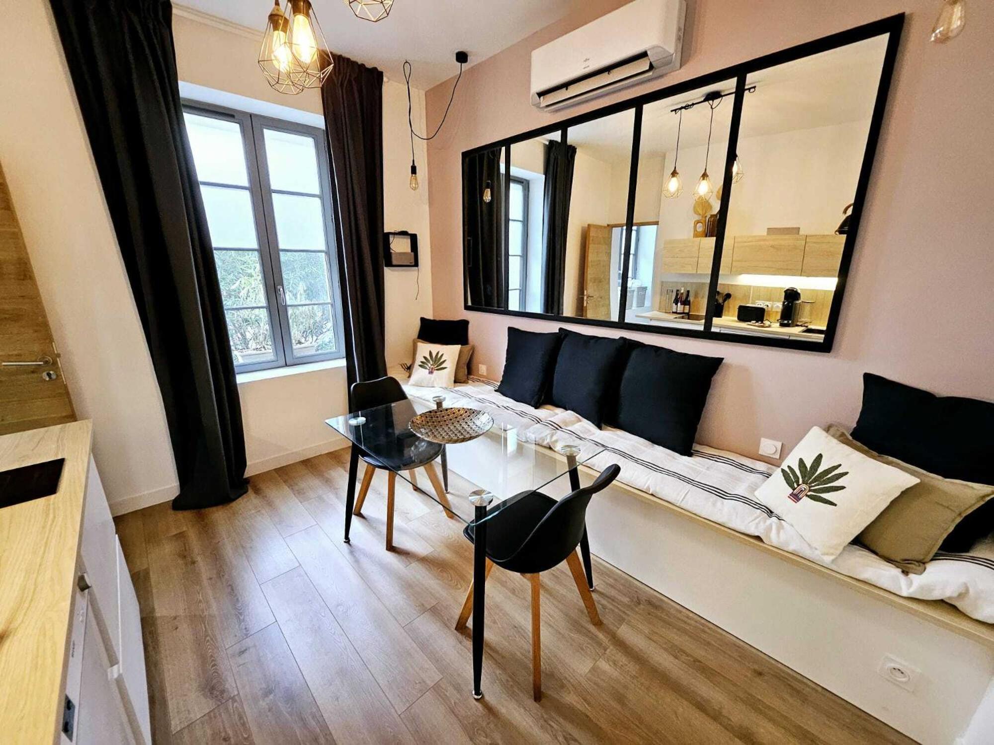 La Maison Grivolas Appartements Et Maison D'Hotes Avignon Eksteriør bilde