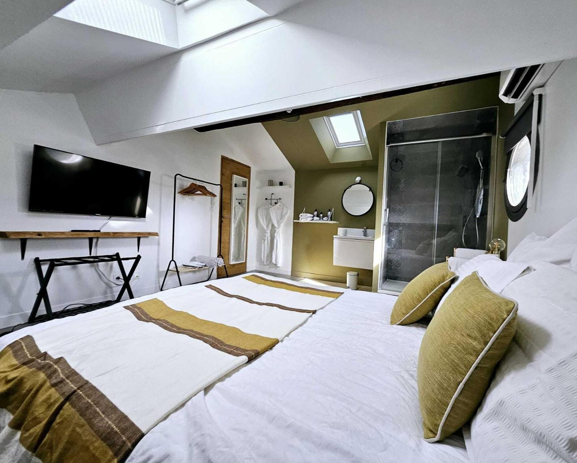 La Maison Grivolas Appartements Et Maison D'Hotes Avignon Rom bilde
