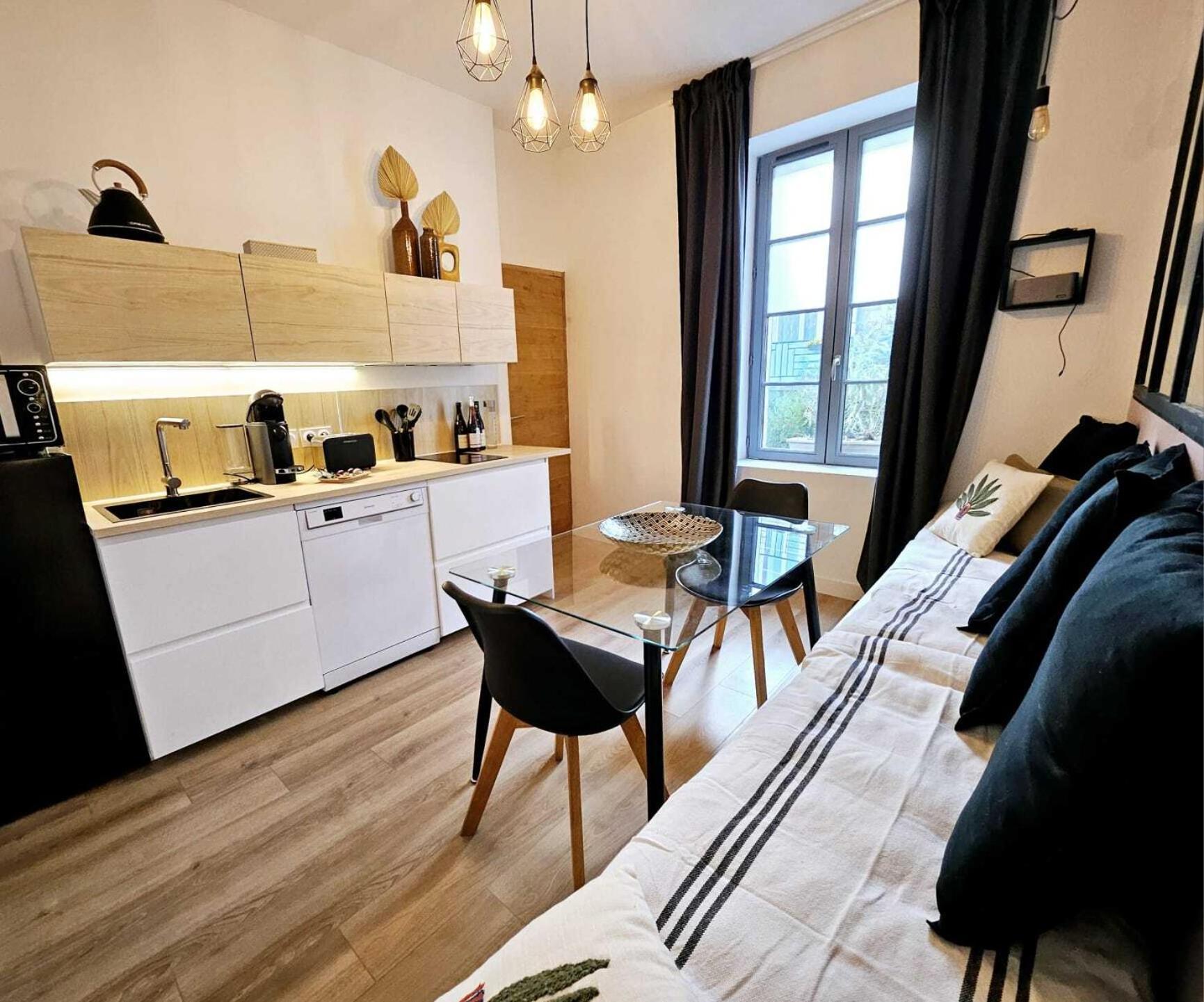 La Maison Grivolas Appartements Et Maison D'Hotes Avignon Rom bilde